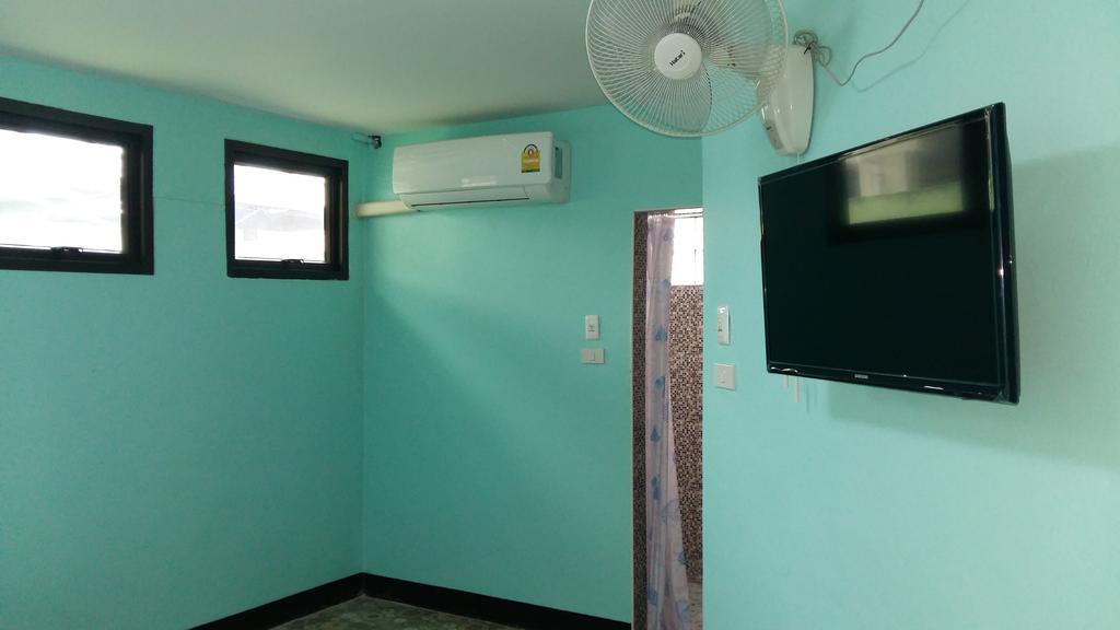 New C.H. Guest House Bangkok Bilik gambar