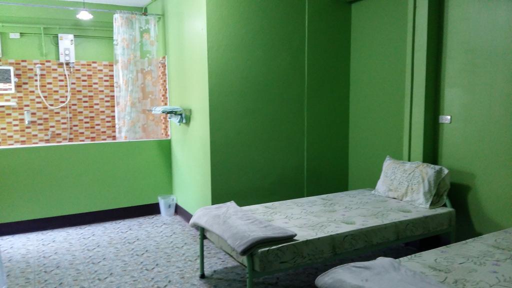 New C.H. Guest House Bangkok Bilik gambar